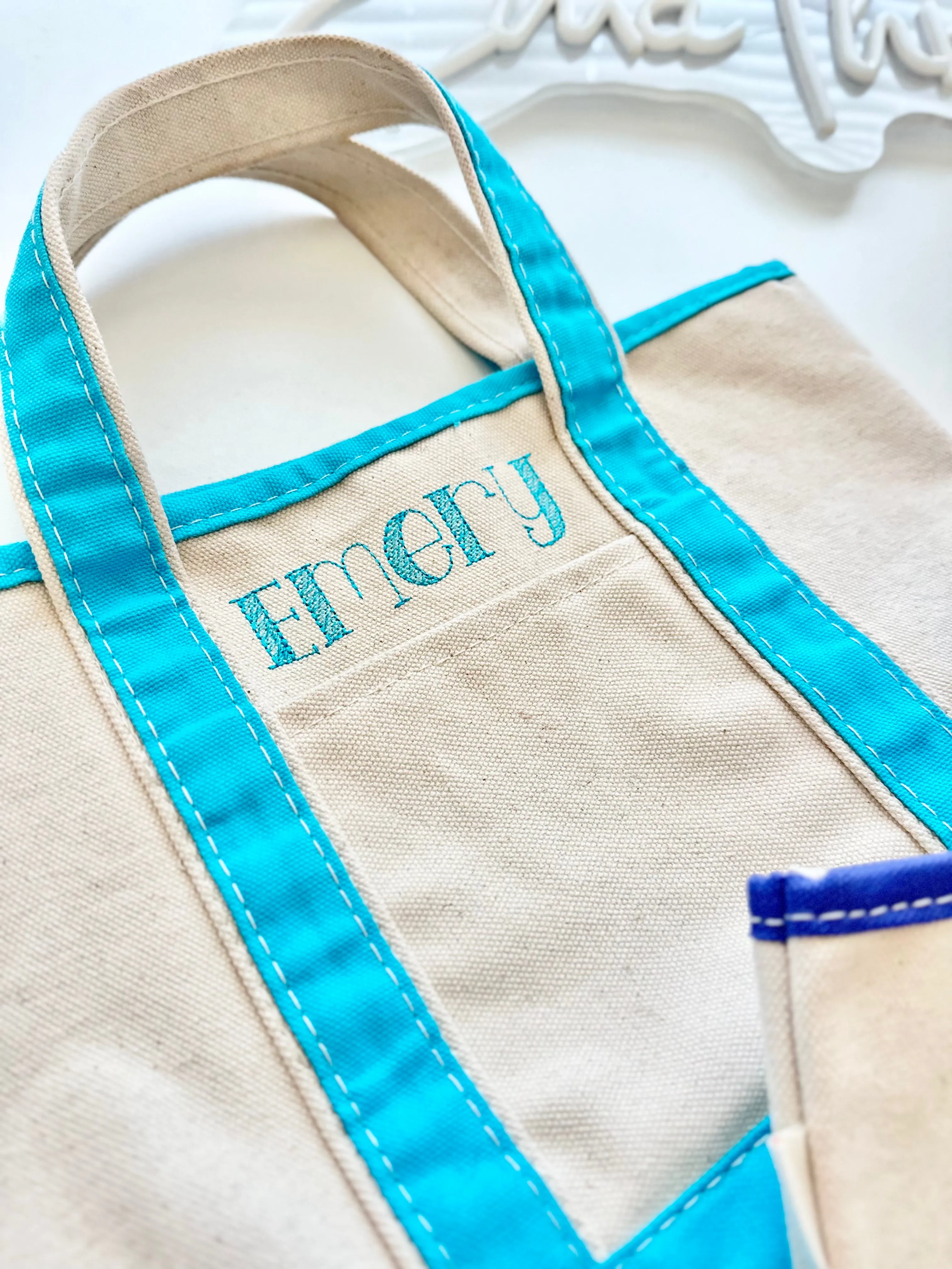 Custom Embroidered Tote  Bags