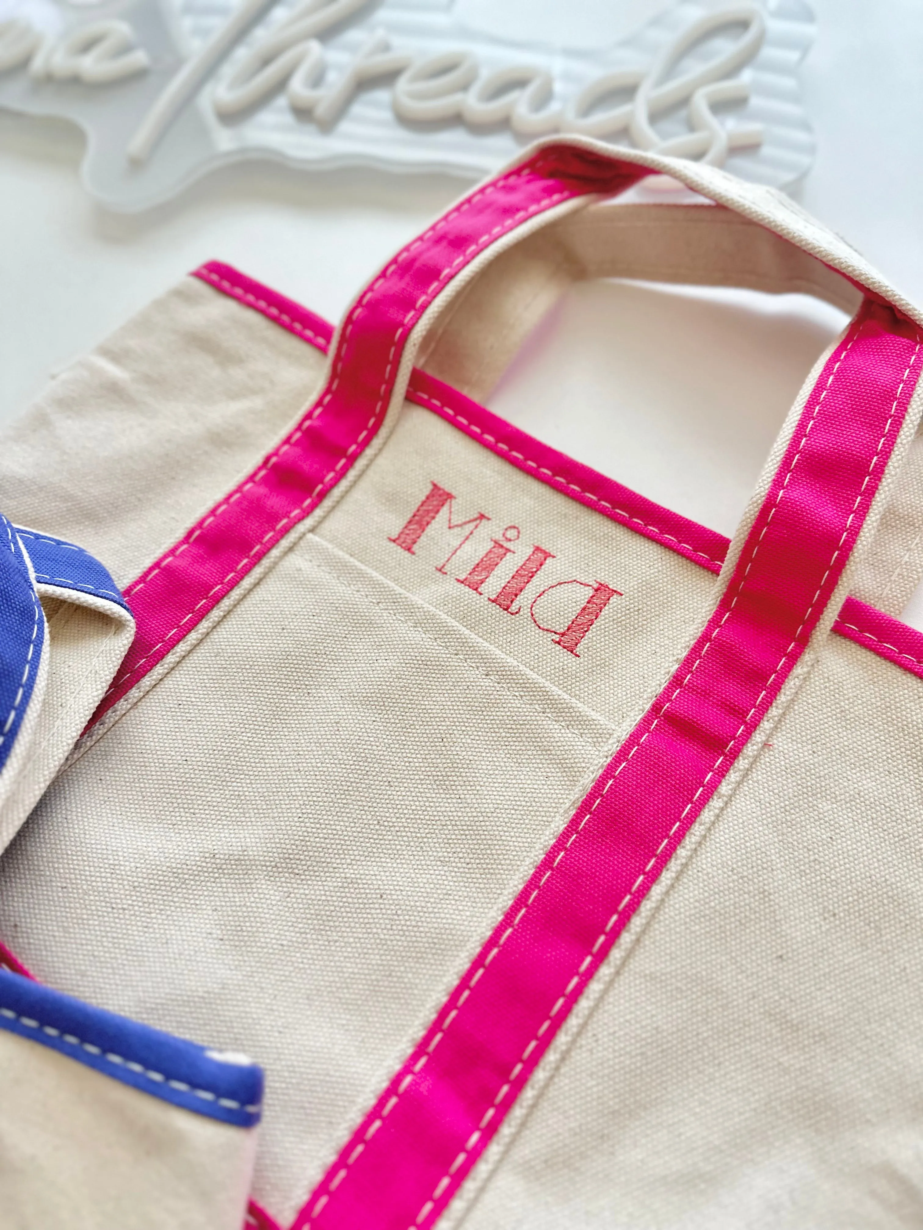 Custom Embroidered Tote  Bags