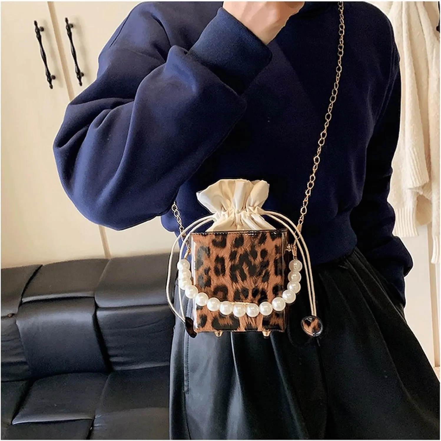 Leopard Purse Cheetah Print Mini Bucket Bag Drawstring Crossbody Box Purse for Girls Prom Wedding Evening Bag