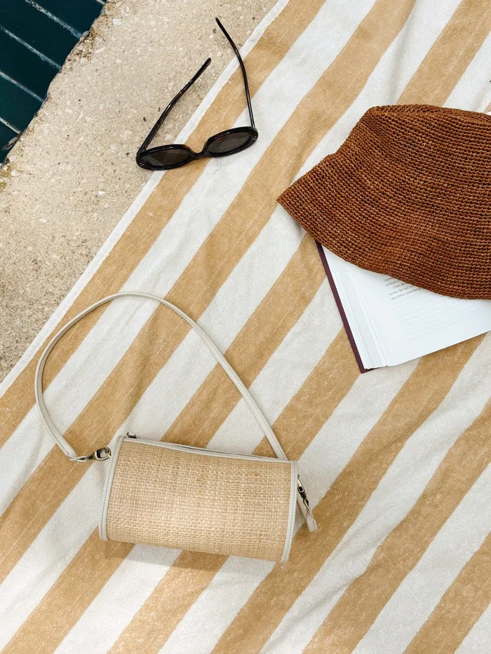 Lilou Handbag in Black Raffia