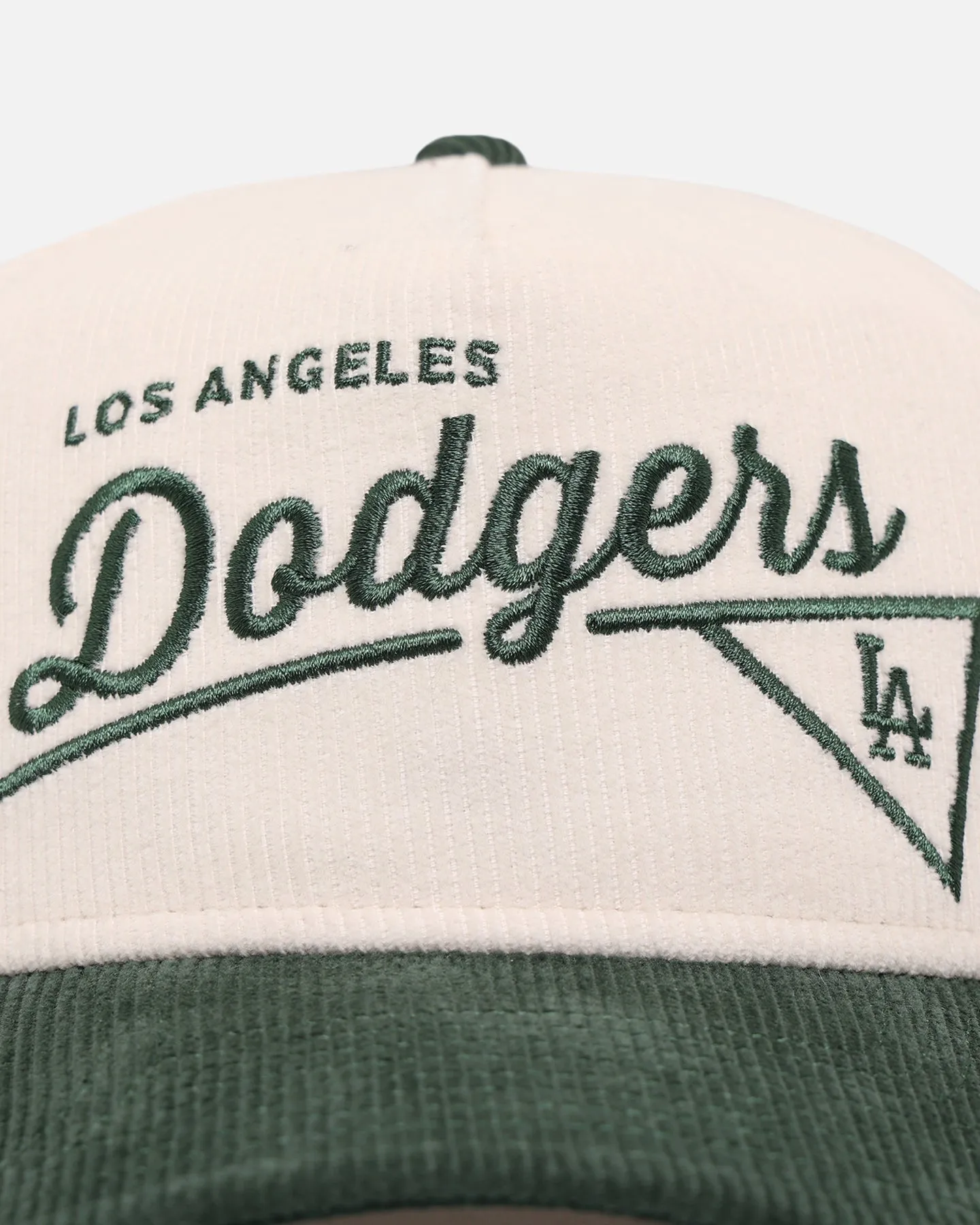 New Era Los Angeles Dodgers 'Heritage Golf' Pre-Curved Golfer Snapback Chrome White