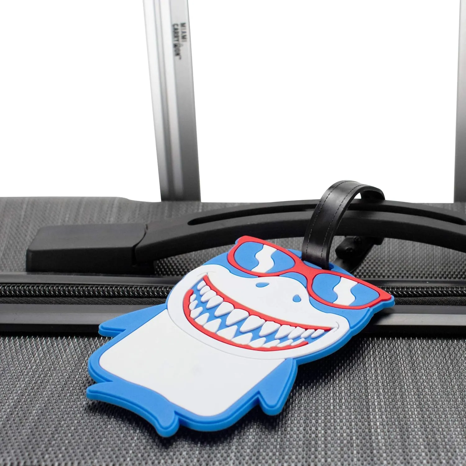 Novelty Collection Luggage ID Tags (2-Piece) (Happy Shark)