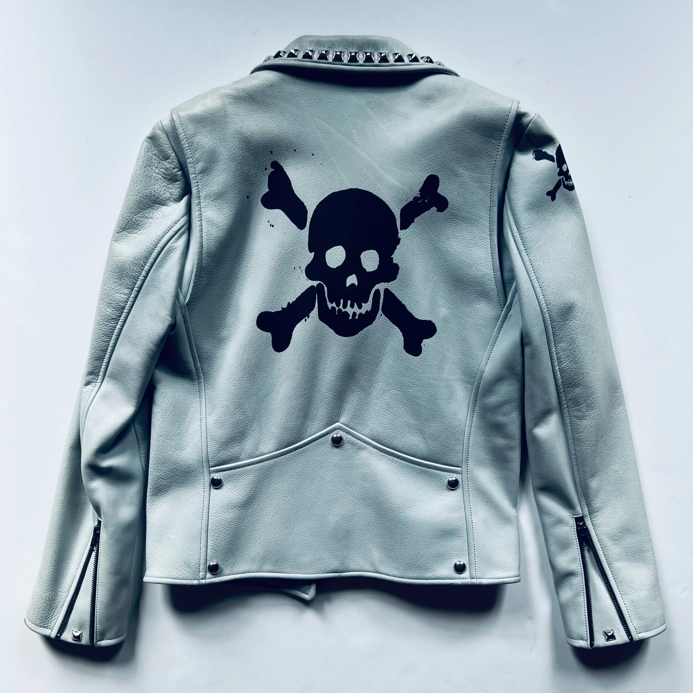 ONE-OF-A-KIND LEATHER JACKET #19