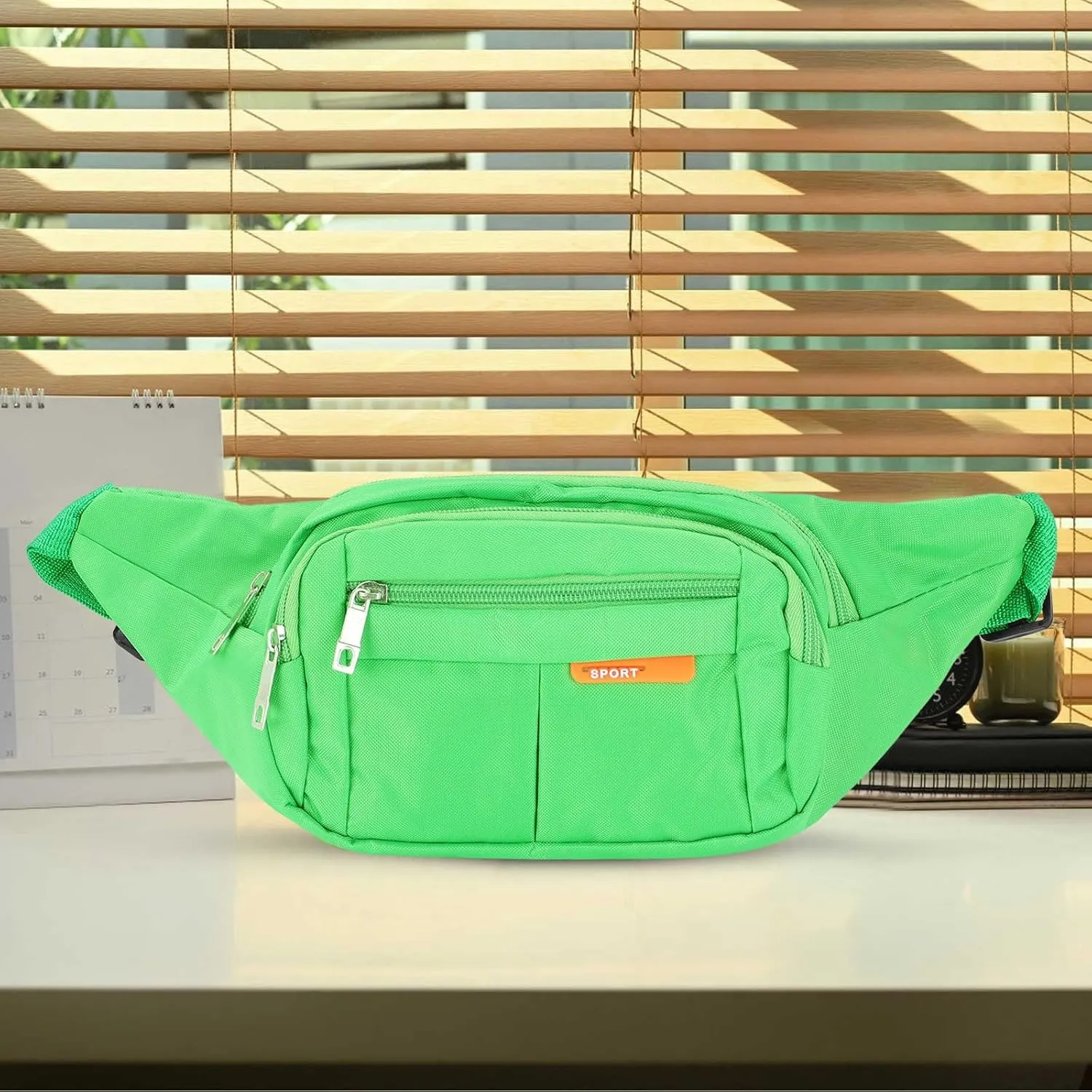 Running Fanny Pack Men's And Women's Mobile Phone Out Of Home Waist Pack with Water Bottle Holder And Phone Holder (Green, One Size)
